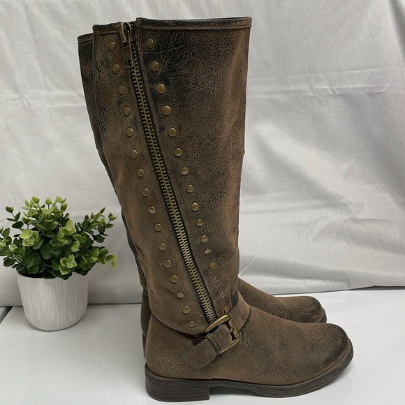 Unr8ed Brown Distressed Tall Boots - Picture 2 of 16